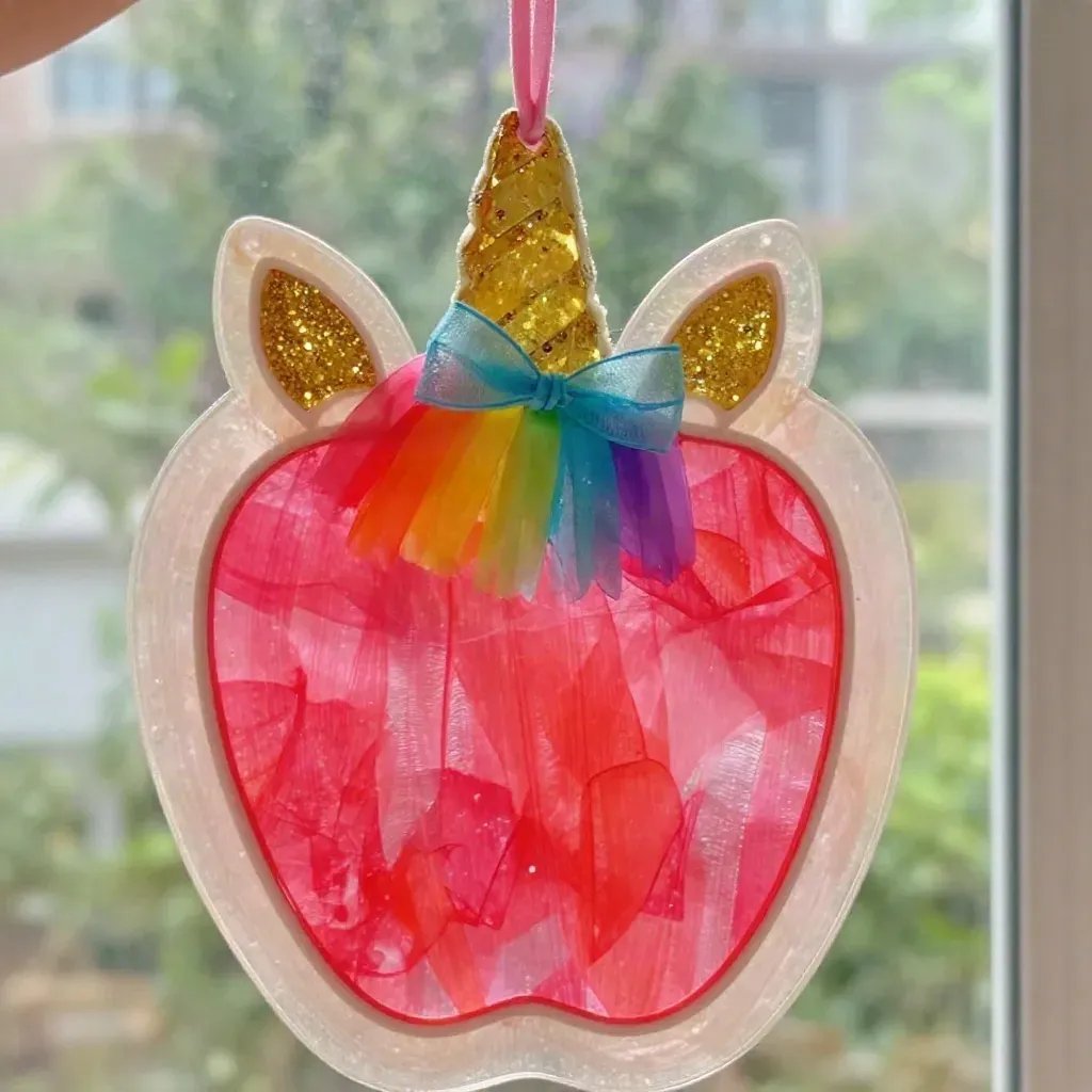 Crafting a Clear Pink Unicorn Apple Teacher Suncatcher